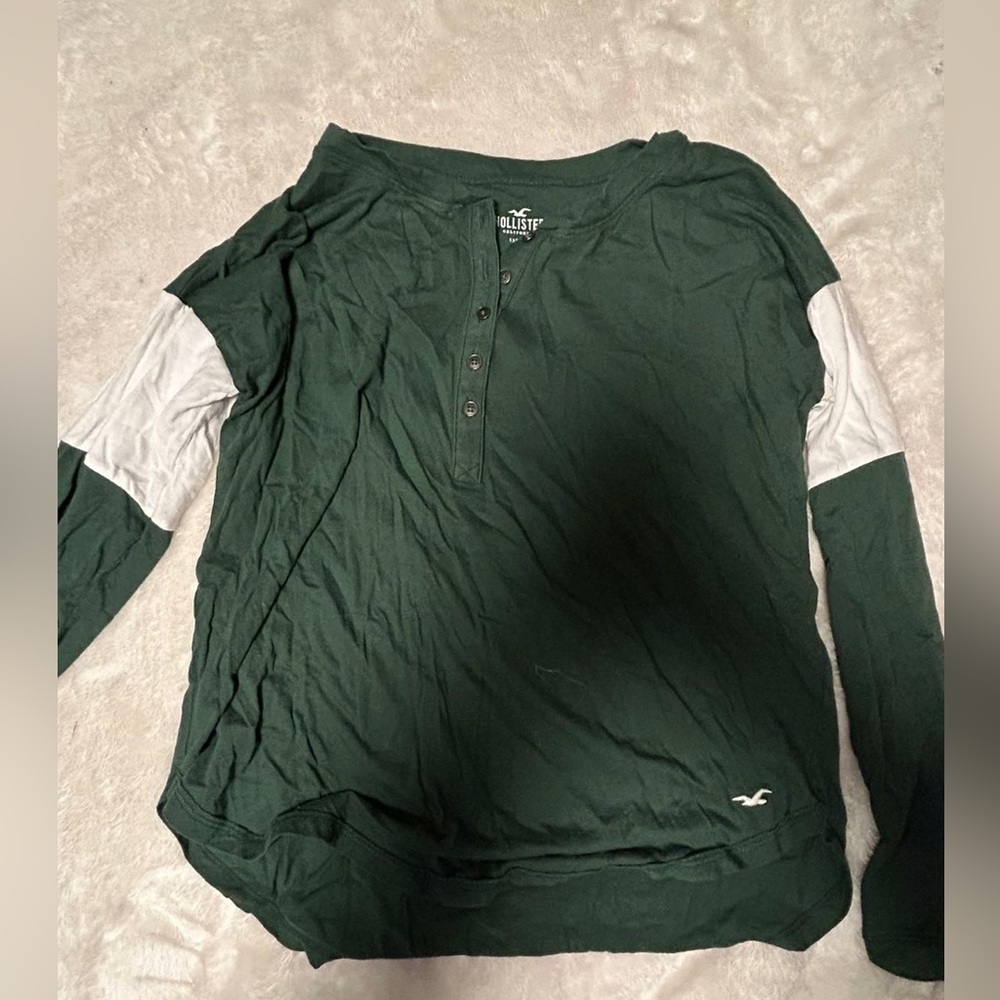 Hollister Long-Sleeve Colorblock Easy Tee